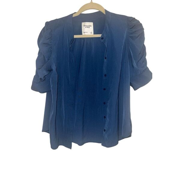 ✨Abercrombie & Fitch Ruched Sleeve Sz Small Blue Top✨ - Picture 6 of 8